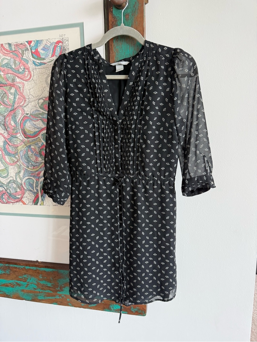 H&M Black fan Printed Tie-Waist Dress | Size 4